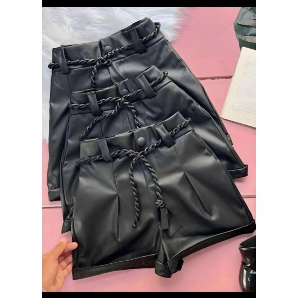 Short Cordão Corino Feminino Plus Size - Imagem 2